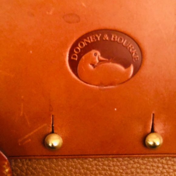 Beautiful AUTHENTIC Dooney and Bourke “WILSON PANAMA” shopping satchel. - Picture 4 of 9